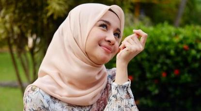 Laudya Unggah Foto Bergambar Hati